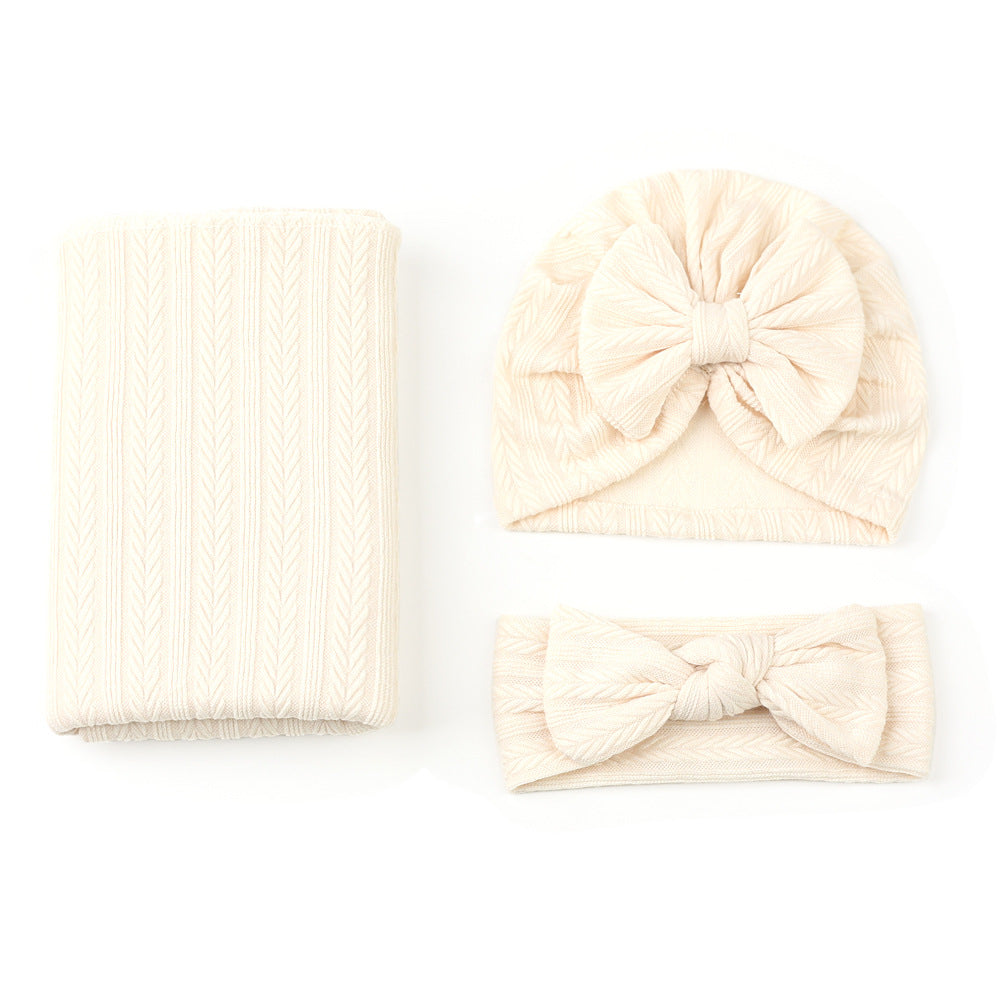 Newborn Swaddle Bundle Gift Set